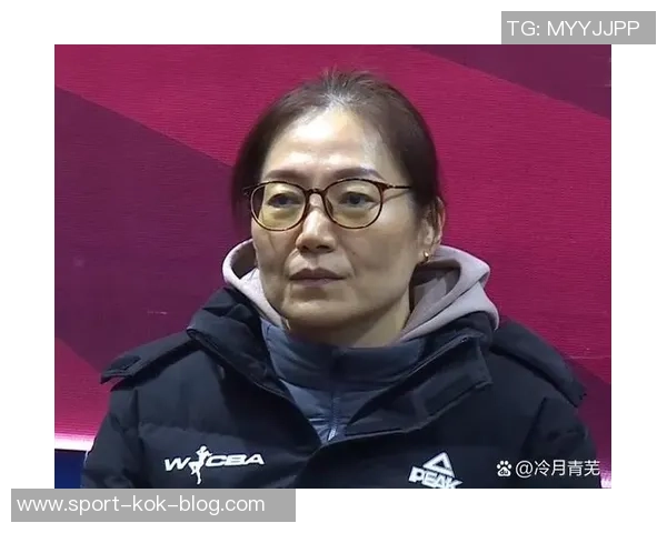 中国篮球之队祝福罗欣棫生日快乐愿你在时光中不断成长绽放光彩如棫树般挺拔